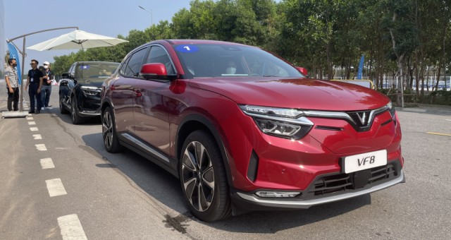 Gần 16.000 xe VinFast VF8 triệu hồi để nâng cấp túi khí