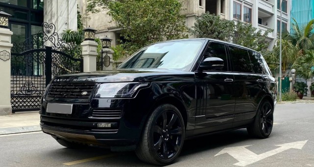Range Rover 11 năm tuổi gây sốc: Dài như limousine, tiện nghi ‘so găng’ Maybach nhưng giá chỉ bằng 1/3