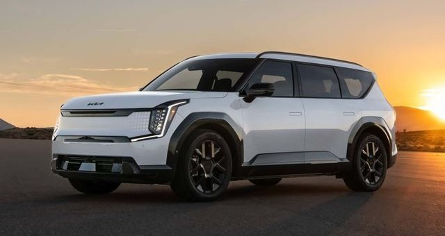 Kia EV9 ra mắt bản Nightfall Edition tại Mỹ: Đối thủ nặng ký của VinFast VF 9 lột xác diện mạo và sức mạnh
