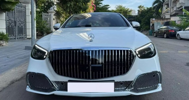 Chiêm ngưỡng Mercedes E-Class hô biến thành Maybach S-Class: Định nghĩa lại giới hạn của nâng cấp ngoại hình