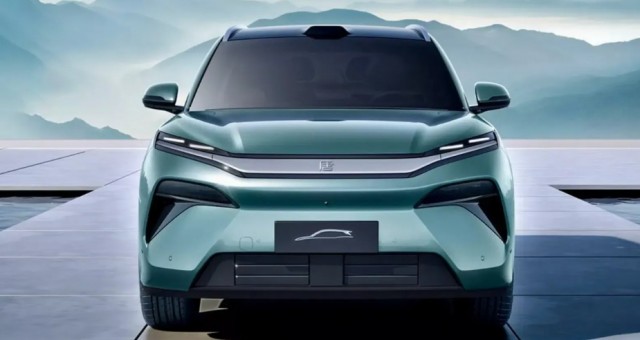 Sealion 8 PHEV – SUV lai sạc 7 chỗ từ BYD: Vừa mạnh vừa tiết kiệm, liệu có tạo sóng tại Việt Nam?