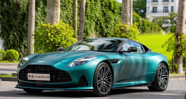 Mới lăn bánh 600km, siêu xe 20 tỷ Aston Martin DB12 'bay hơi' 9 tỷ đồng