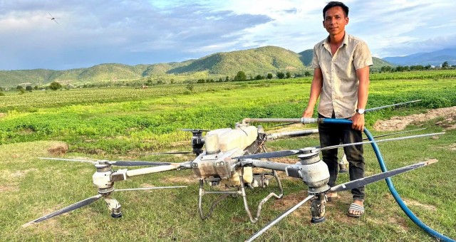 Chân dung anh nông dân ở Gia Lai dùng máy bay không người lái cứu hai em nhỏ giữa dòng nước xiết