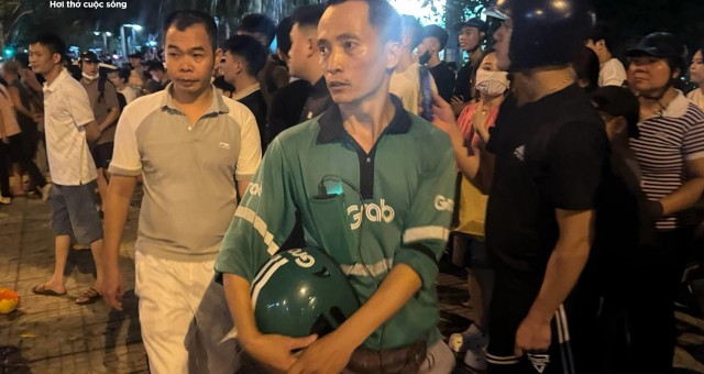 Chân dung tài xế xe ôm cứu bé gái trong vụ tai nạn liên hoàn tại Hà Nội: ‘Chậm phút nào là nguy hiểm phút đó’