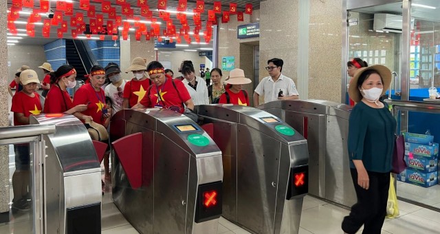 Hà Nội miễn phí vé tàu điện và điều chỉnh lộ trình xe buýt dịp Quốc khánh 2/9