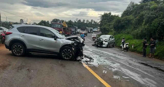 Đề xuất siết chặt quản lý xe tập lái, không cho đi ở làn tốc độ cao