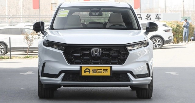 Honda CR-V e:HEV 2023 - SUV 'ăn xăng' chỉ 1.6L/100km