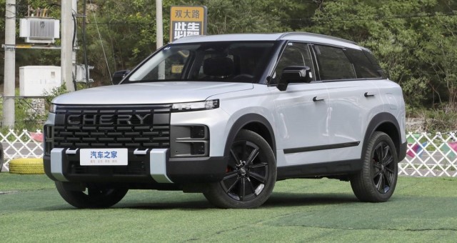 Đối thủ Mazda CX-5 lộ giá bán, có thật chỉ 'ăn' xăng 1 lít/100 km?