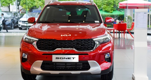 KIA Sonet bán chạy gấp 4 lần Toyota Raize vẫn được giảm giá cả trăm triệu