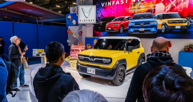 Cổ phiếu VinFast tăng gấp đôi kể từ ngày mở bán xe điện mini VF 3