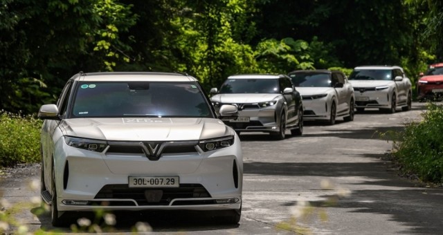 Từ năm 2025, 'xe xanh' tại Việt Nam sẽ có tem kiểm định riêng