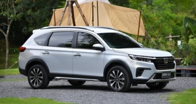 Honda BR-V lần đầu giảm giá bán lẻ, tăng sức cạnh tranh với Xpander, Veloz Cross