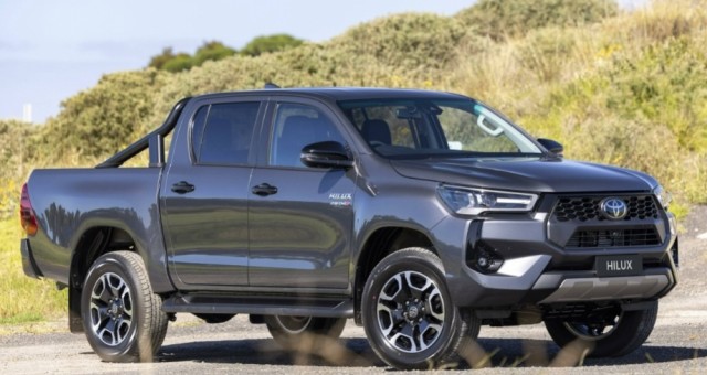 Toyota Hilux là mẫu xe ăn khách nhất thị trường Đông Nam Á trong năm 2024