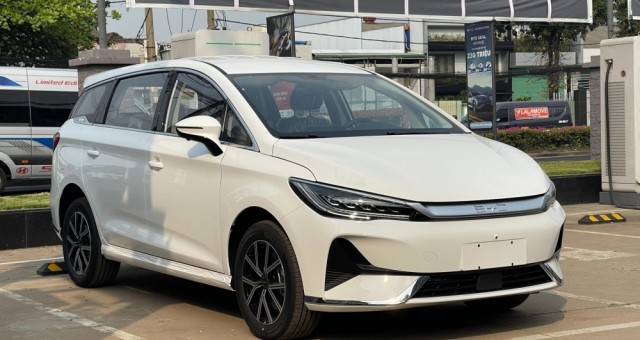 Chủ xe BYD M6 'hành xác' qua 4 trạm mới sạc được xe: Những bất cập về hạ tầng trạm sạc bên thứ ba