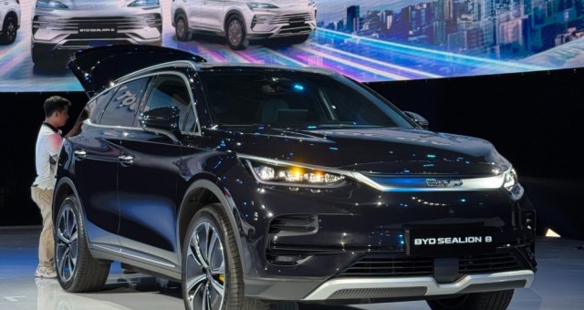 Mục sở thị SUV điện BYD Sealion 8: Ngang cỡ Ford Everest, giá gần 1,57 tỷ đồng