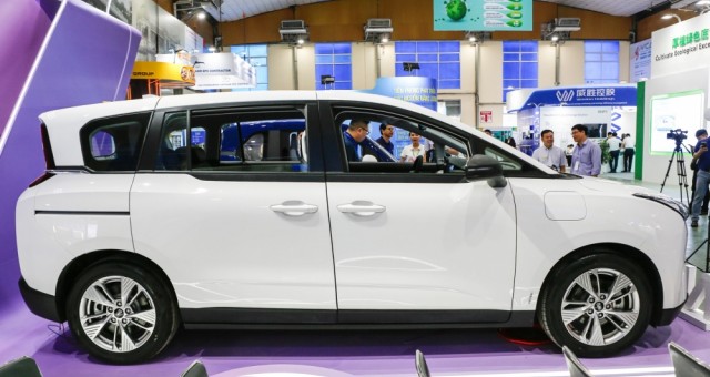Mục sở thị FAW Bestune NAT - MPV điện Trung Quốc sắp 'lên kệ' thị trường Việt