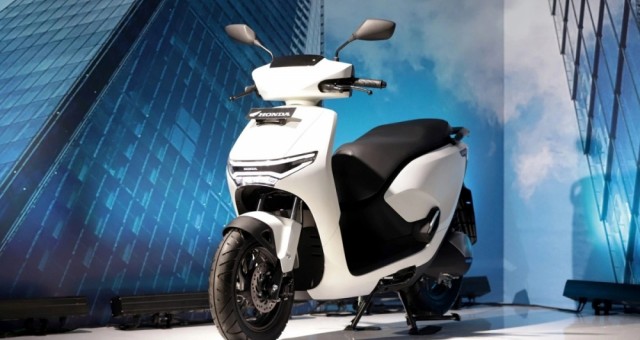 Xe máy điện Honda CUV e: không bán, chỉ cho thuê - Chiêu khác biệt để bứt phá?