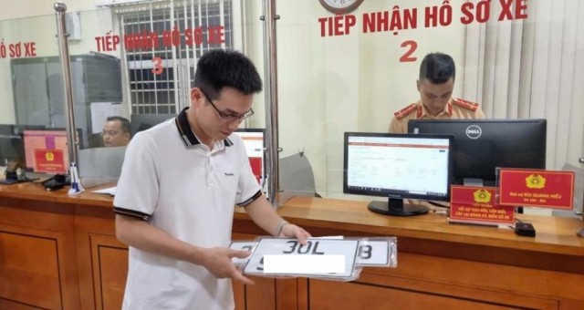 Từ ngày 1/7, người dân Hà Nội có thể đăng ký xe tại các địa điểm nào?