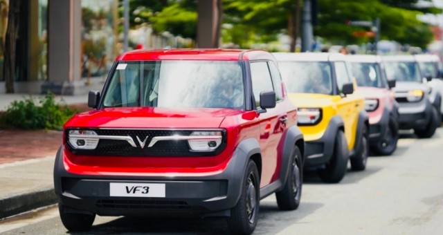 Ô tô điện mini giá dưới 300 triệu đang 'soán ngôi' xe xăng cỡ nhỏ tại Việt Nam