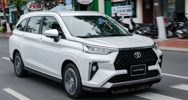 Giảm đến 75 triệu đồng, Toyota Veloz Cross chạm ngưỡng giá của CUV hạng A