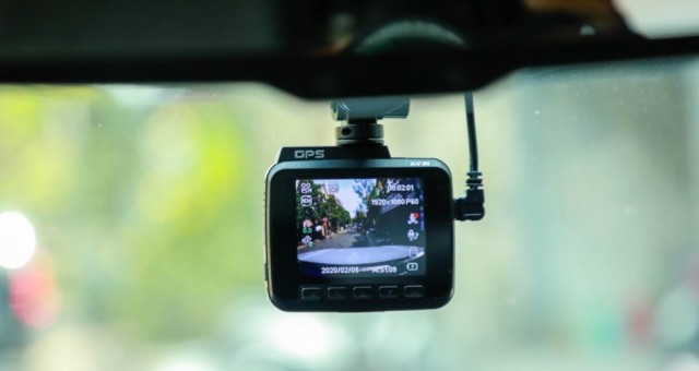 Tài xế xe dịch vụ cần lưu ý gì trước quy định mới về thiết bị giám sát trên xe?