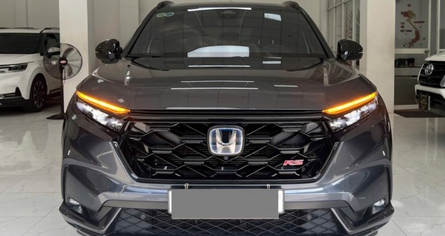 Bất ngờ giá chào bán của Honda CR-V hybrid 2024 trên sàn xe cũ sau khi lăn bánh 17.000 km