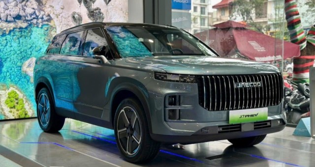 Gần 600 chiếc ô tô Omoda & Jaecoo đến tay khách Việt trong tháng đầu năm 2026