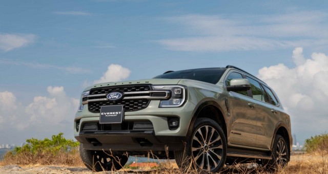 Ford Việt Nam công bố giá bán lẻ của Everest, Ranger Raptor và Ranger Wildtrak phiên bản nâng cấp