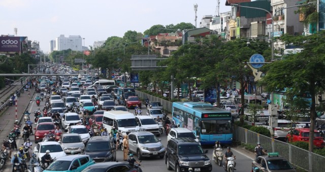 Xe cơ giới vào nội đô Hà Nội có thể phải trả phí từ năm 2028