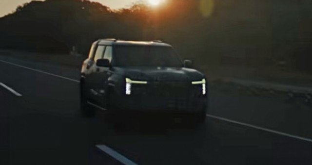 Huyền thoại Mitsubishi Pajero sắp quay trở lại: Chung gầm Triton, cạnh tranh Toyota Land Cruiser Prado