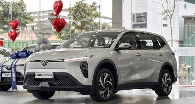 Ô tô điện VinFast chiếm gần 60% thị phần xe gia đình cỡ nhỏ sau nửa đầu năm 2026