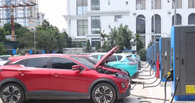 Quy định mới phân loại các dòng xe điện hóa thành 8 nhóm