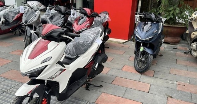 Honda Air Blade thế hệ mới về lý Việt, gây chú ý với thiết kế đẹp mắt, trang bị tối tân, giá hấp dẫn