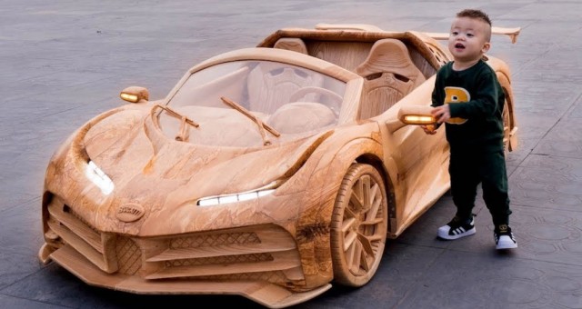'Ông bố của năm' chế tạo siêu xe Bugatti bằng gỗ cho con trai, báo nước ngoài cũng phải 'trầm trồ'
