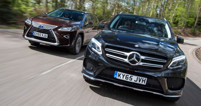 Mercedes 'lép vế' trước BMW và Lexus