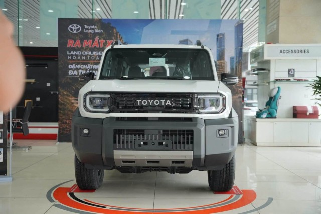 Khách Việt muốn mua Toyota Land Cruiser FJ đúng giá có thể phải chờ đến cuối năm 2026 nhận xe