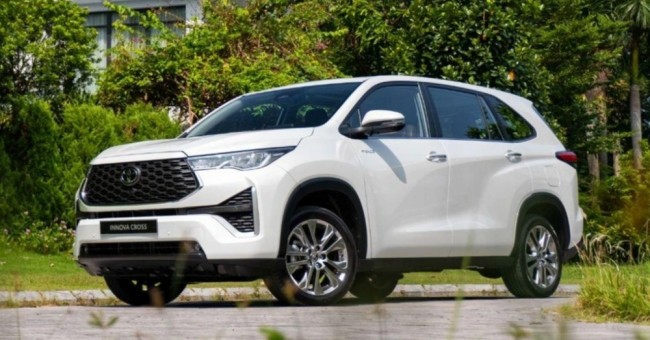 Toyota Innova Cross tiếp tục dẫn đầu doanh số xe hybrid tháng 7/2025