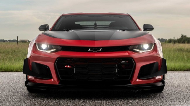 Hennessey Exorcist Camaro ZL1: Quái vật sedan Mỹ với công suất  mã lực