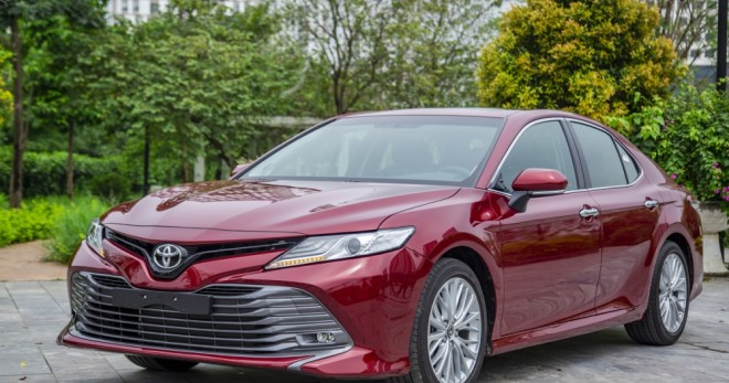 Đánh giá Toyota Camry 2021: Nỗ lực trẻ hóa liệu có thành công?