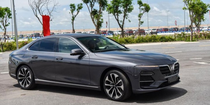 vinfast-lux-a2.0-than-xe