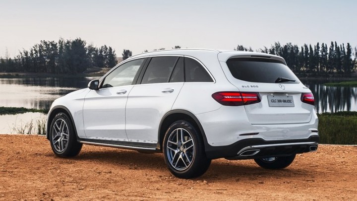 xe-mercedes-glc-300-2-bbaf