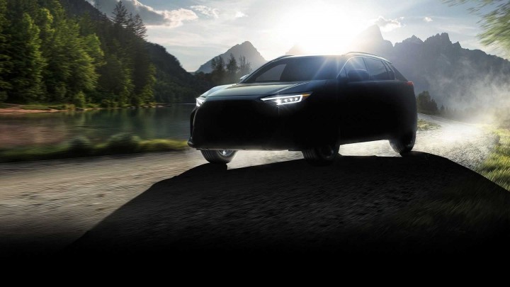 subaru-solterra-teaser-front