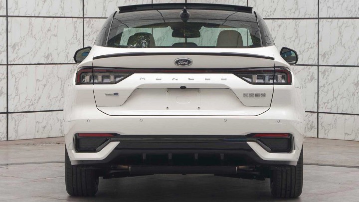 Ford-Mondeo-China-Leaked-2