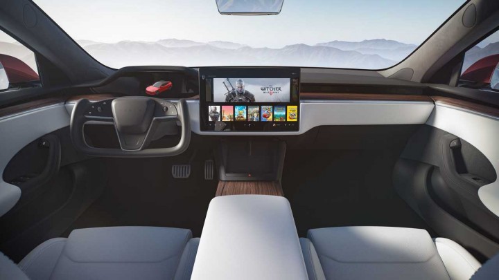 2021-tesla-model-s-interior