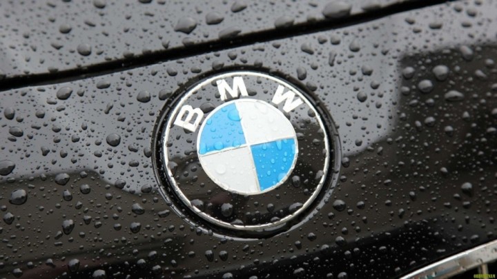 bang gia xe bmw