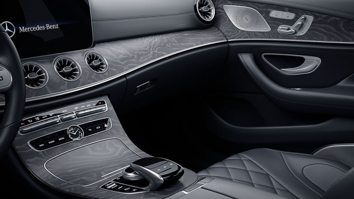web-2020-CLS-COUPE-GAL-004-I-FI-DR