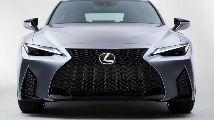 2021-lexus-is-10