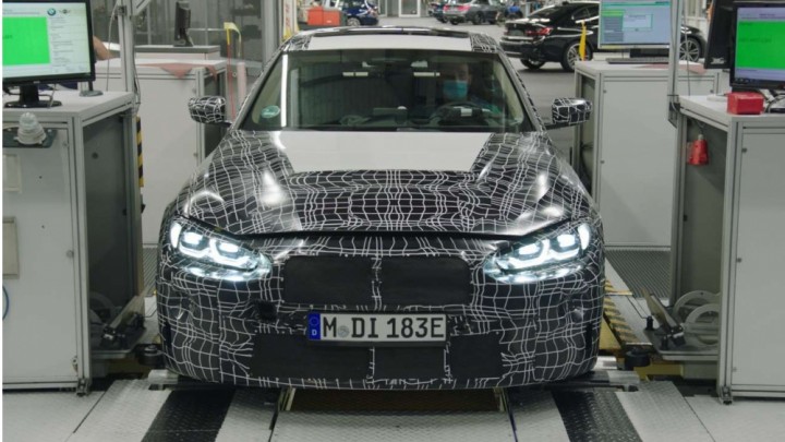 BMW i4