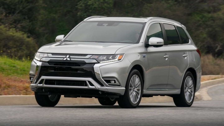 Mitsubishi Outlander PHEV 2021