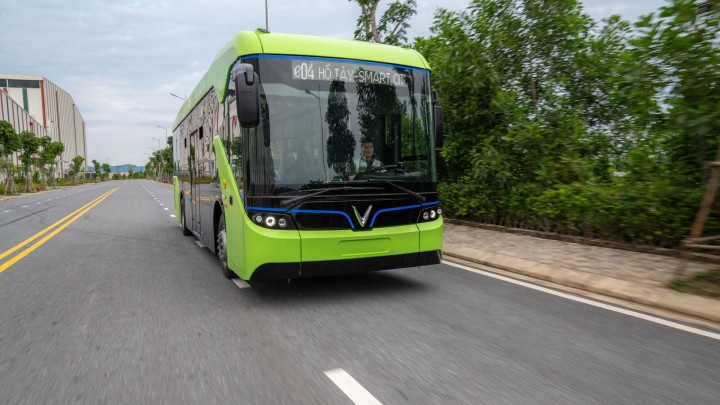 xe-bus-vinfast-04